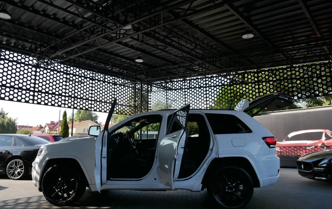 Jeep Grand Cherokee cena 112900 przebieg: 92000, rok produkcji 2018 z Drawno małe 436